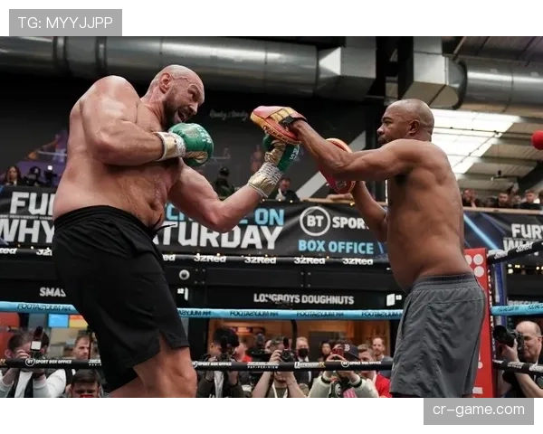 泰森·富里睡醒称体重比你一周伙食费还贵