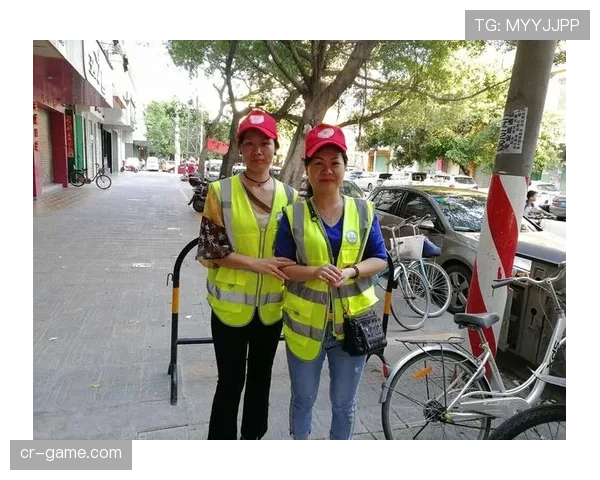 高位挡拆牵制约基奇，霍姆格伦不再单纯护框